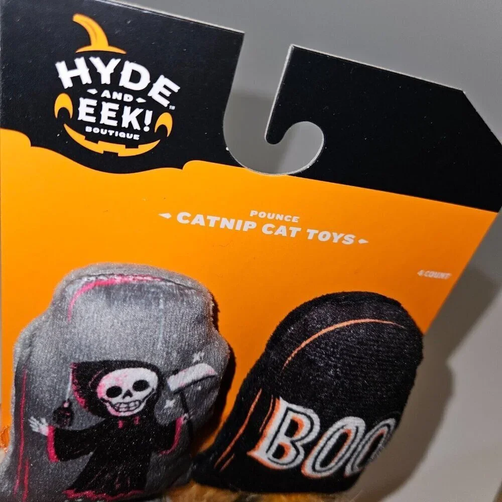 NEW 2 Pk Halloween Pet Pounce Catnip Cat Toys Lot Skeleton Gravestone Hyde & Eek
